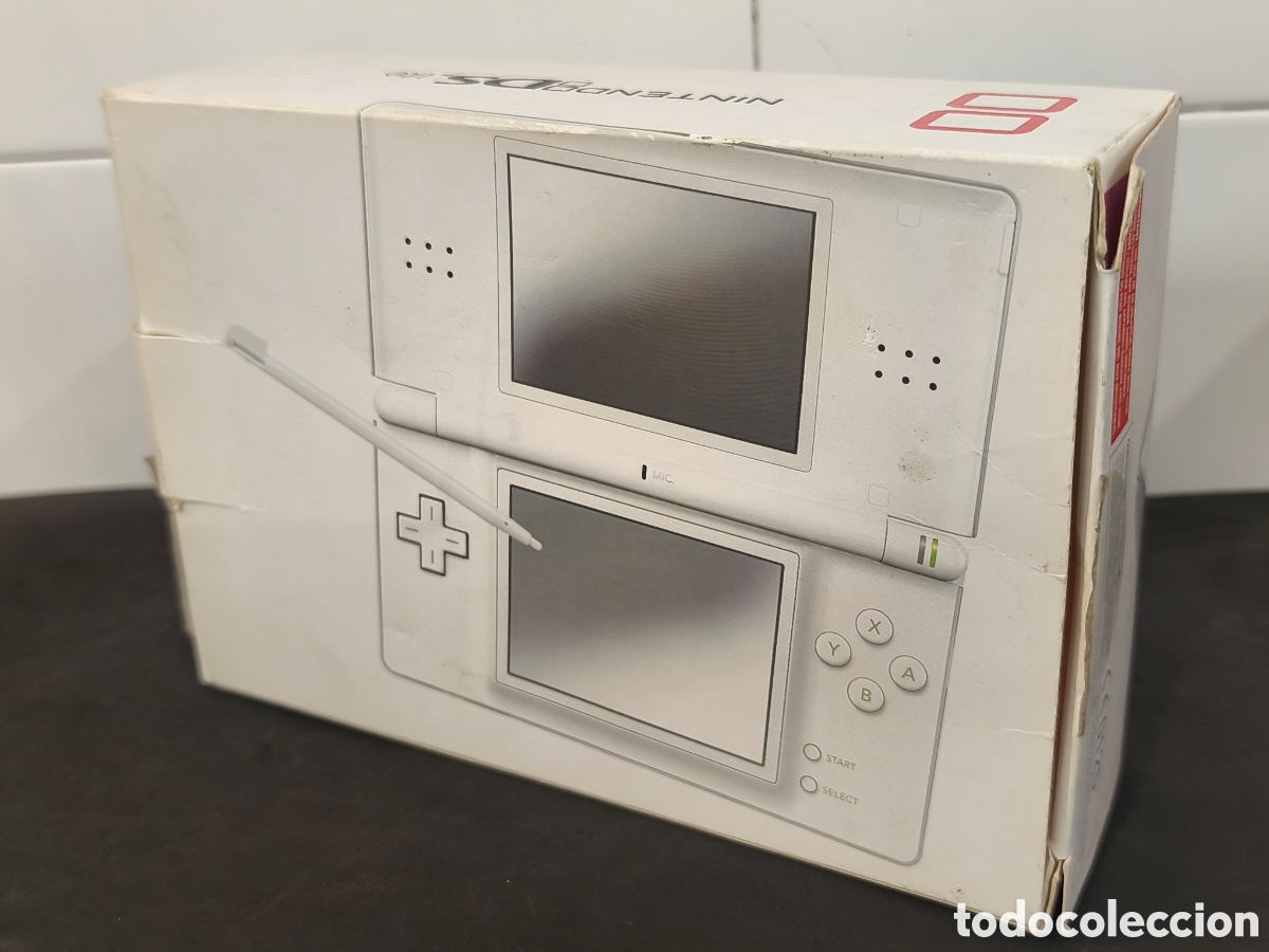 Videojuegos y consolas: Nintendo DS Lite, funciona, con caja - Foto 3