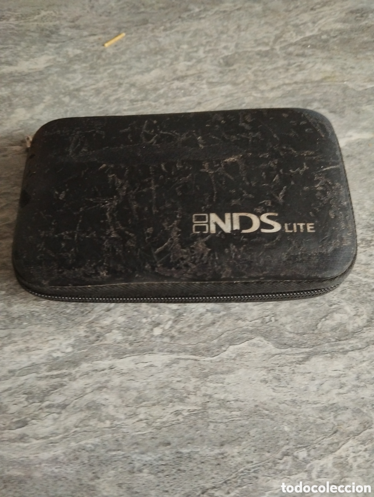 Videojuegos y consolas: Consola Nintendo DS con funda - Foto 4
