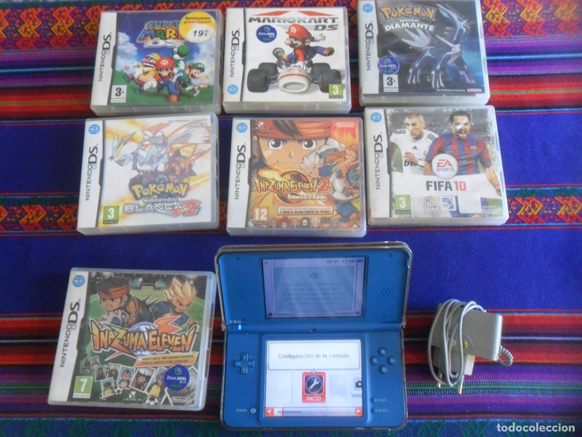 Videojuegos y Consolas: CONSOLA NINTENDO DS XL AZUL CARGADOR JUEGO INAZUMA ELEVEN 6 CAJA POK&Eacute;MON BLANCA 2 DIAMANTE FIFA 10