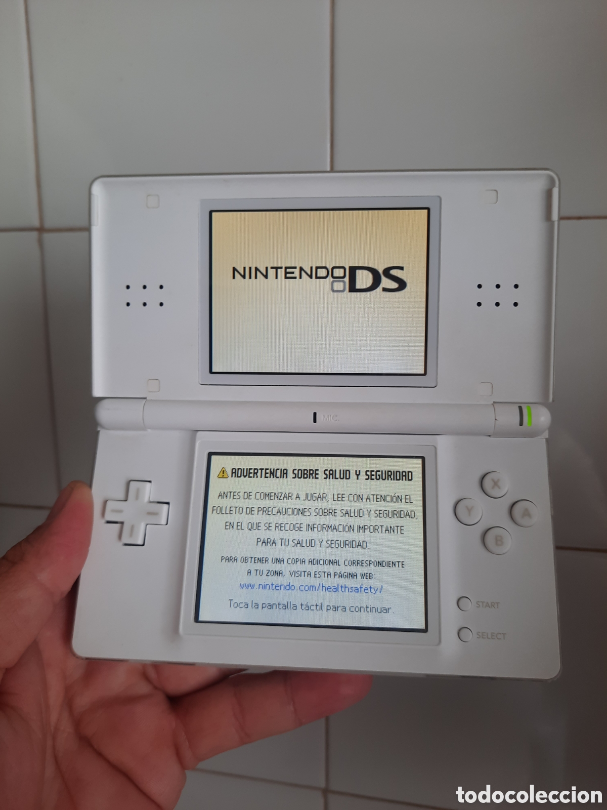 Videojuegos y Consolas: Nintendo DS Lite Blanca Con Cargador y Tarjeta de Juegos