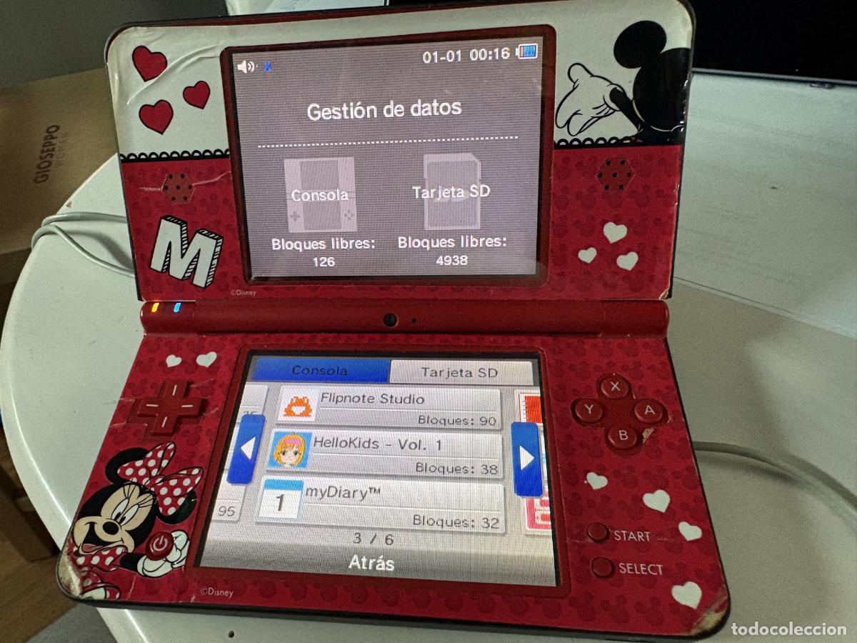 Videojuegos y consolas: Nintendo DSi XL con funda y manual
