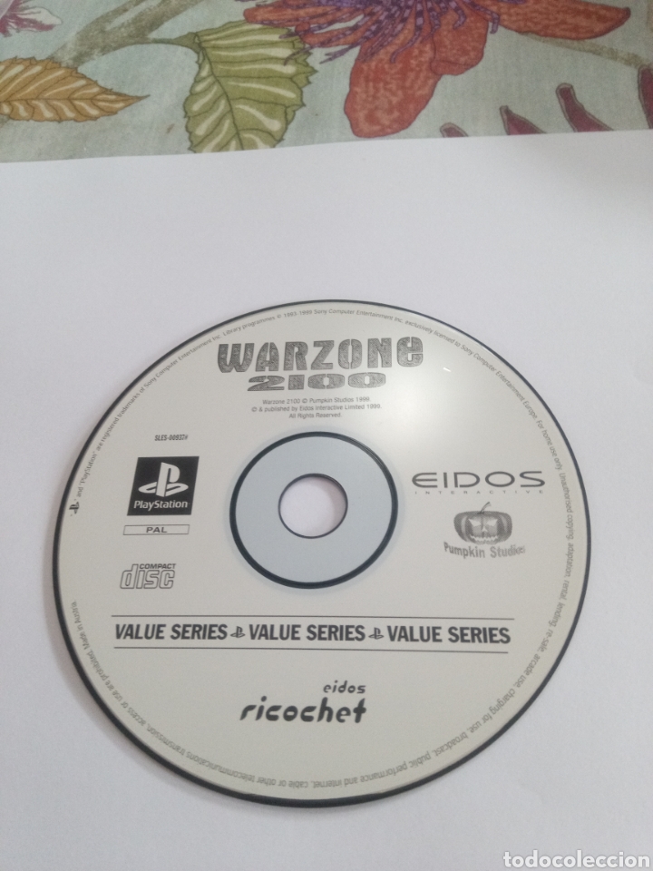Videojuegos y consolas: Play 1 - Foto 1