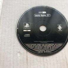 UEFA EURO 2000 SONY PLAYSTATION 1 (PS1) PAL-FR (COMPLETE) Fifa PsOne UEFA EURO 2000 SONY PLAYSTATION 1 (PS1) PAL-FR (COMPLETE) Fifa PsOne
