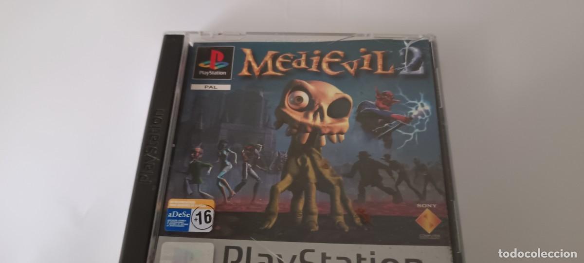 Videojuegos y consolas: Medievil 2 pal Esp PS1 - Foto 7