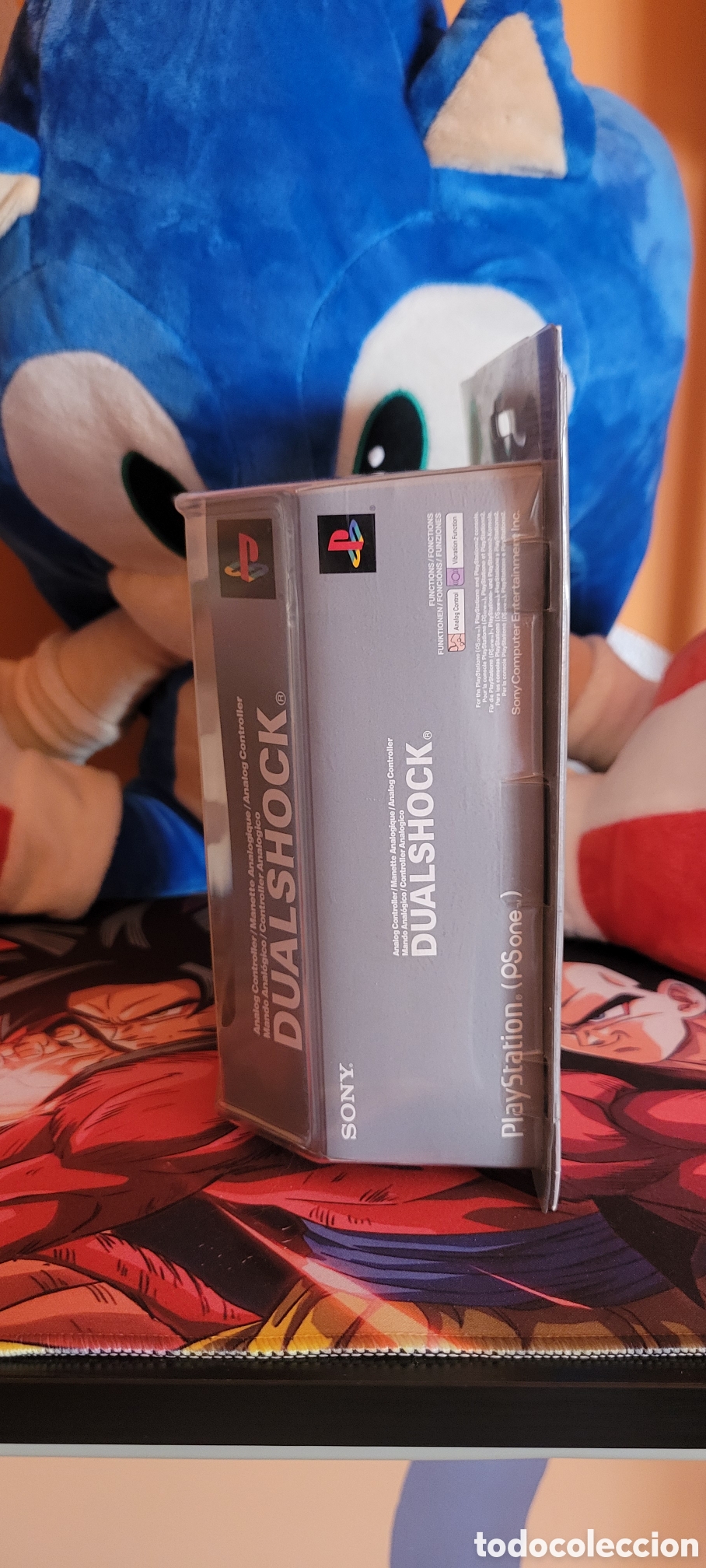 Videojuegos y consolas: Mando ps1 precintado - Foto 2