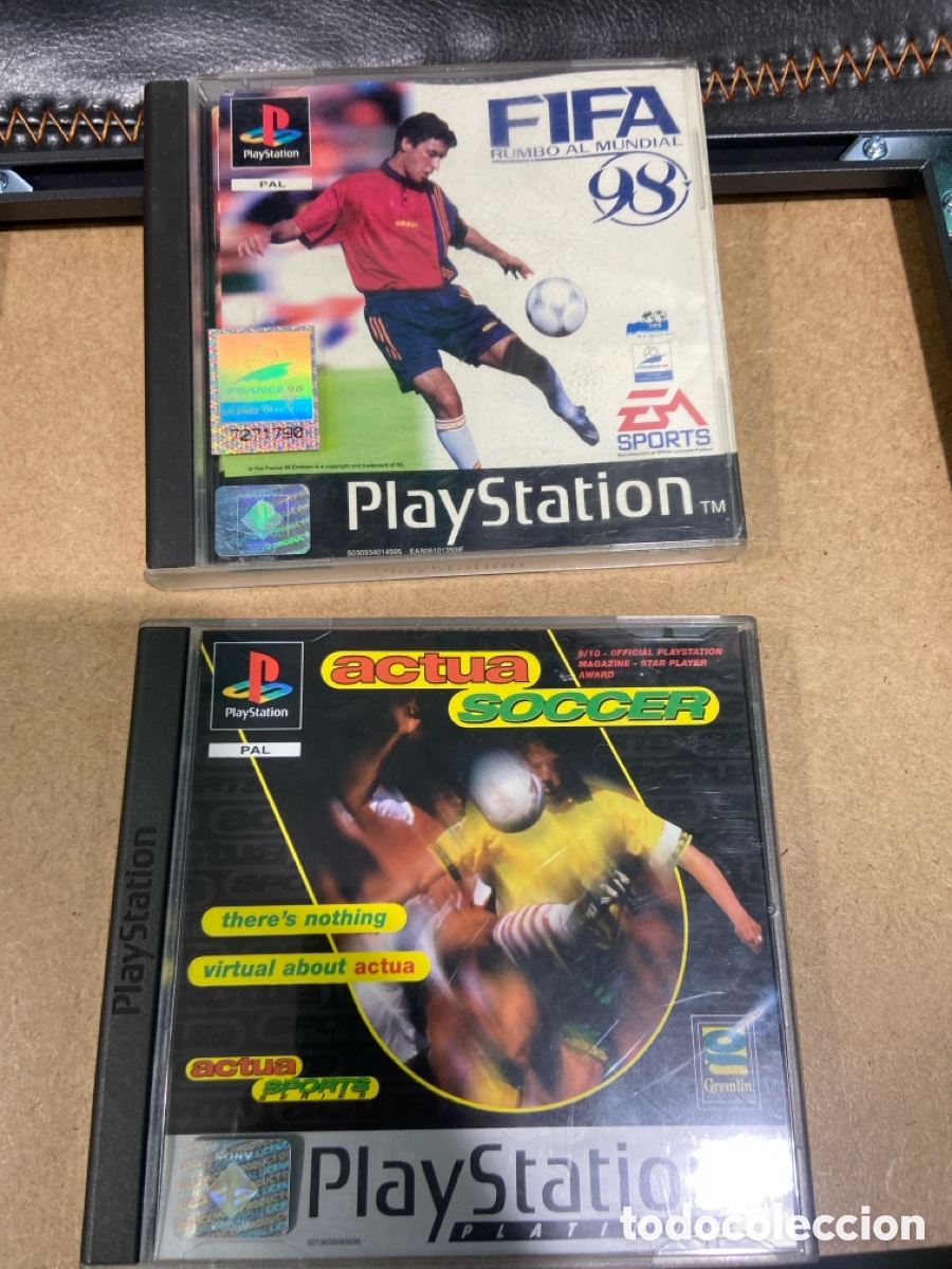 Videojuegos y Consolas: PS1. Lote 2 Juegos. FIFA mundial 98 y act&uacute;a soccer
