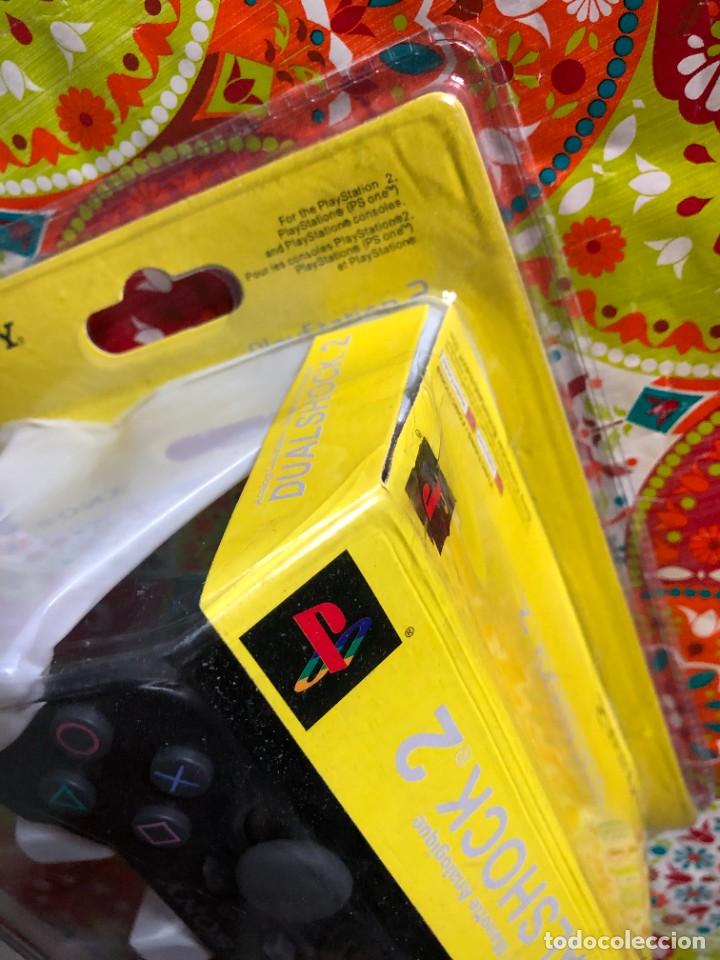 Videojuegos y consolas: Mando Dualshock 2 Playstation 2 PRECINTADO!! - Foto 3