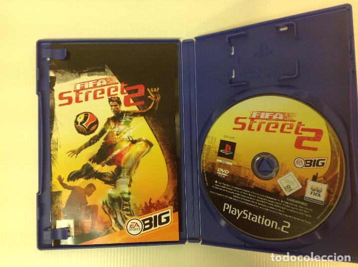 Videojuegos y consolas: Fifa street 2 PS2 - Foto 2