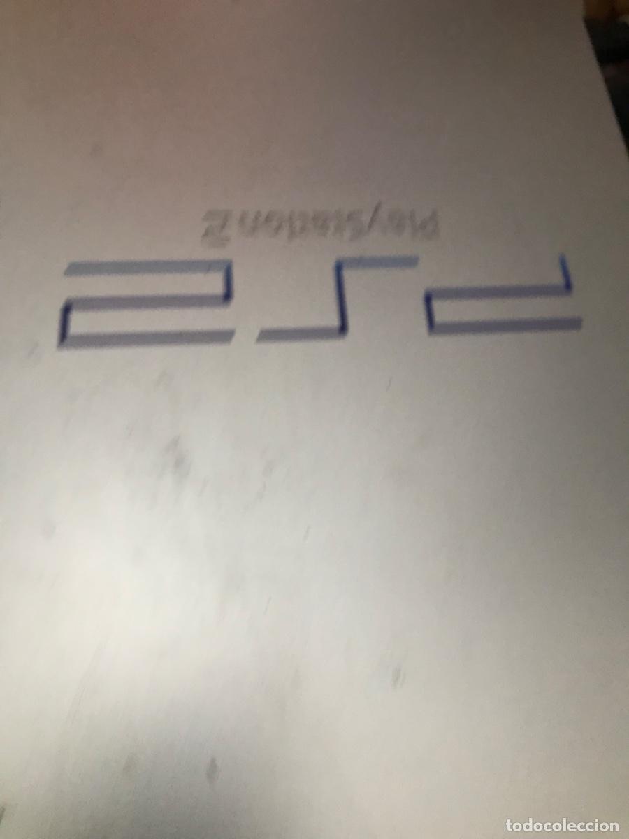 Videojuegos y consolas: PS2 plata con cables, dos mandos funcionando correctamente - Foto 27