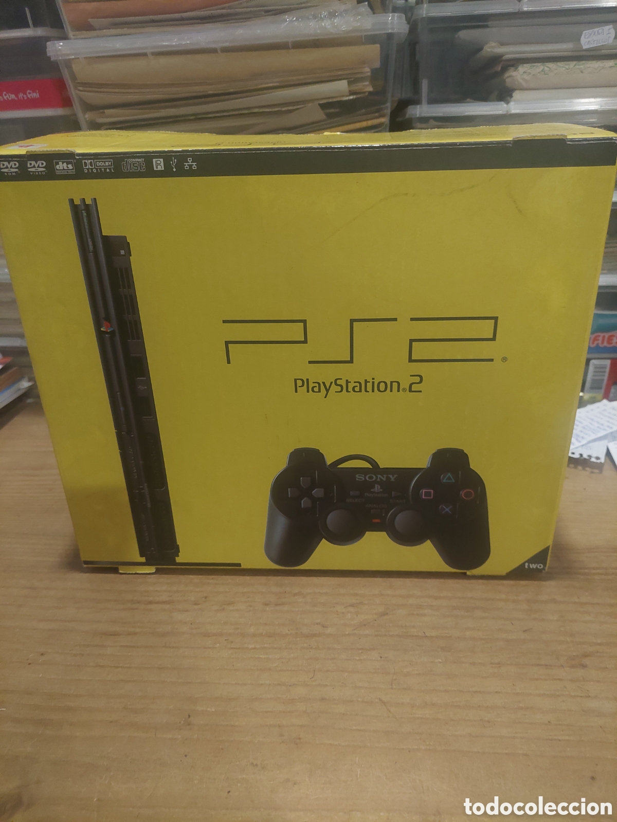 Videojuegos y Consolas: CONSOLA PLAY STATION 2 CON CAJA Cables sin mandos