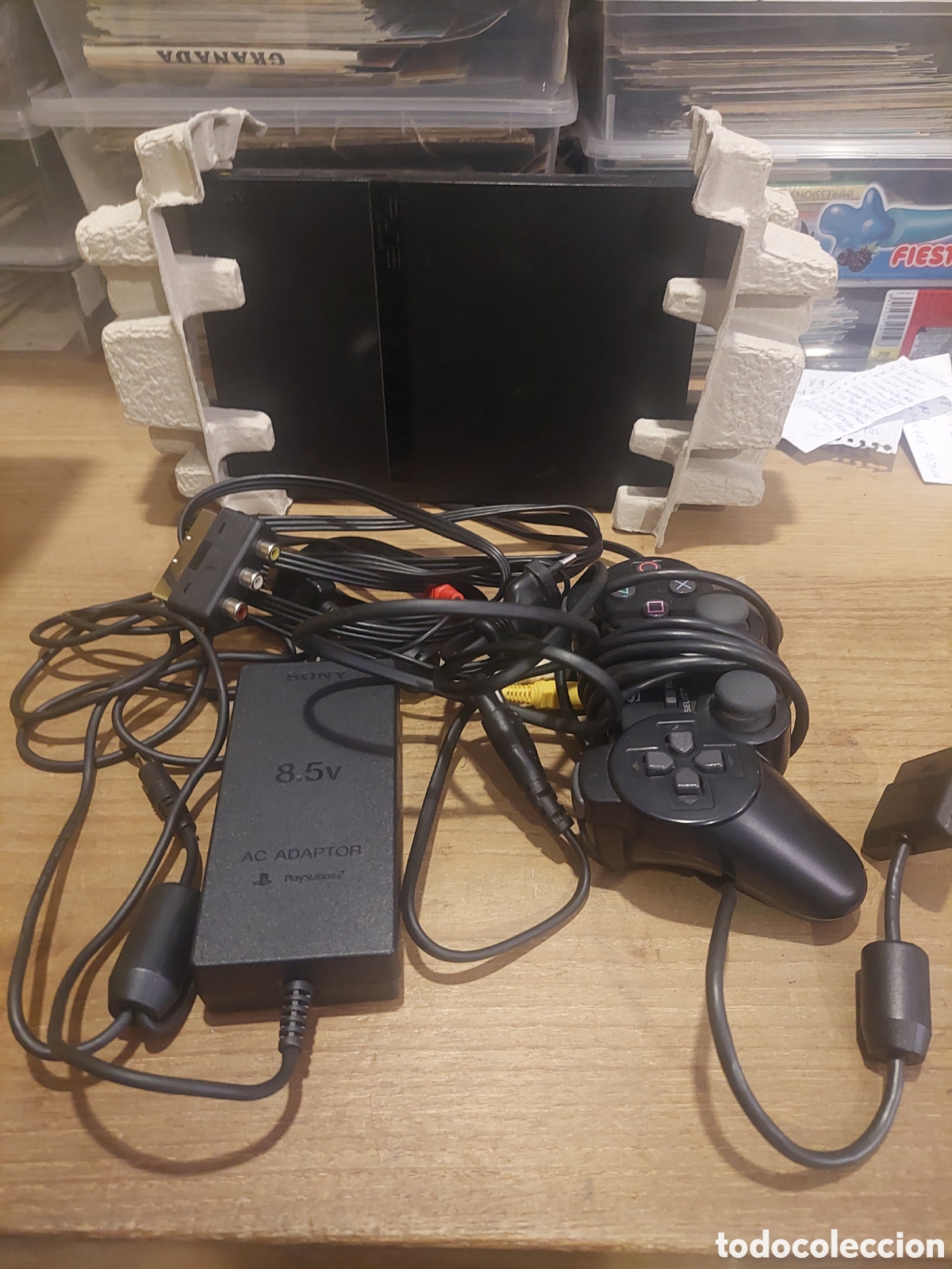 Videojuegos y consolas: PLAY STATION CON CAJA Y CABLES Y MANDO - Foto 2
