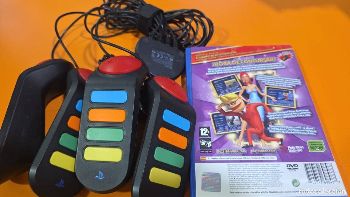 Videojuegos y consolas: Buzz! El Mega Concurso (PS2) + 4 Buzzers - Foto 3