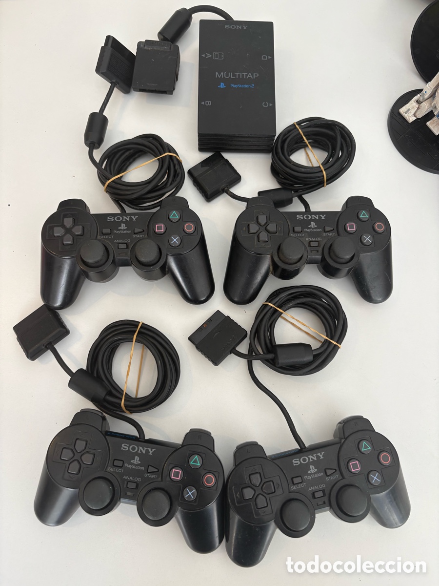 Videojuegos y consolas: Lote 4 mandos Playstation 2 Dualshock 2 &bull; Incluye Multitap