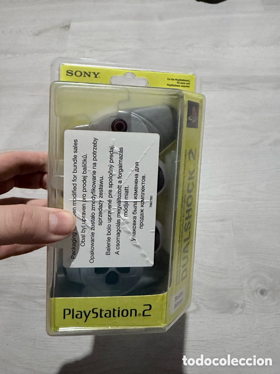 Videojuegos y consolas: Antiguo mando de sony ps2 color gris nuevo en su caja original