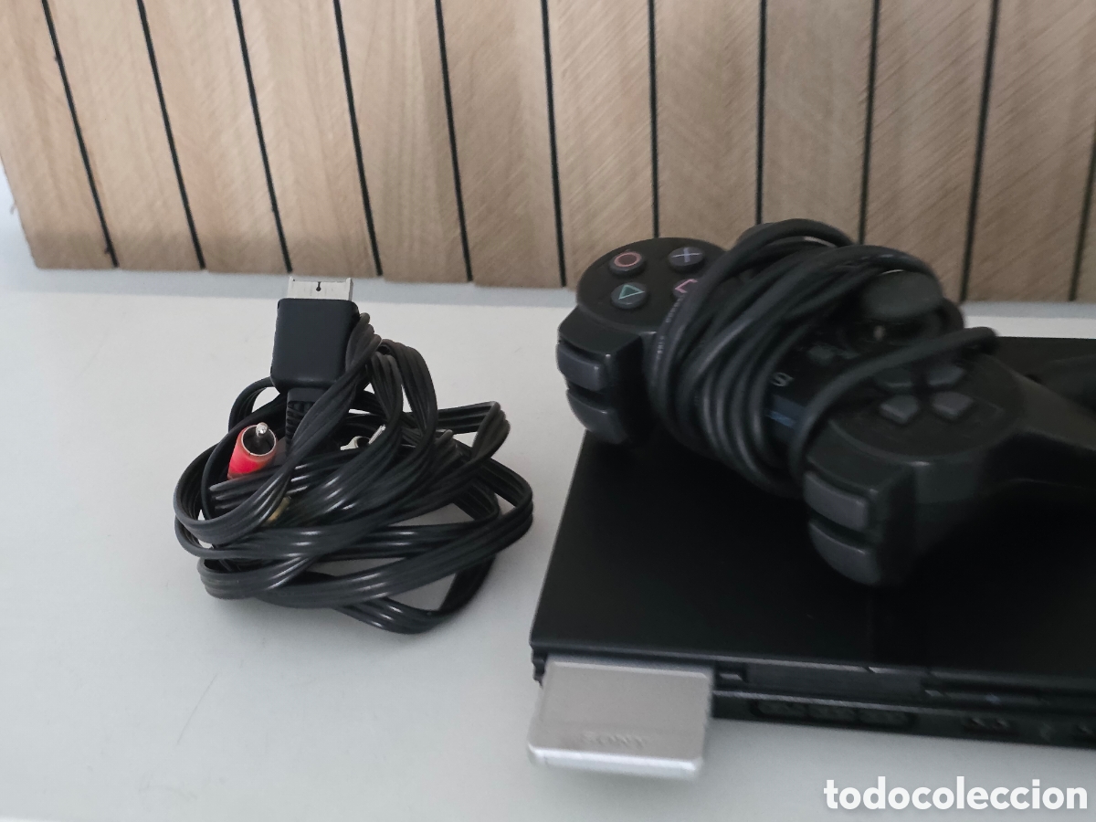 Videojuegos y consolas: PlayStation 2 Slim PS2 SCPH-70004 completa funcionando - Foto 2