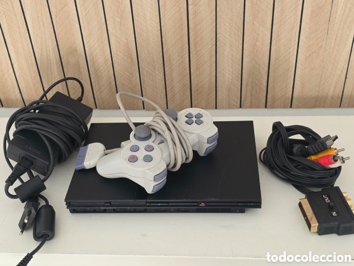 Videojuegos y consolas: Sony PlayStation 2 Slim PS2 SCPH-75004 completa funcionando