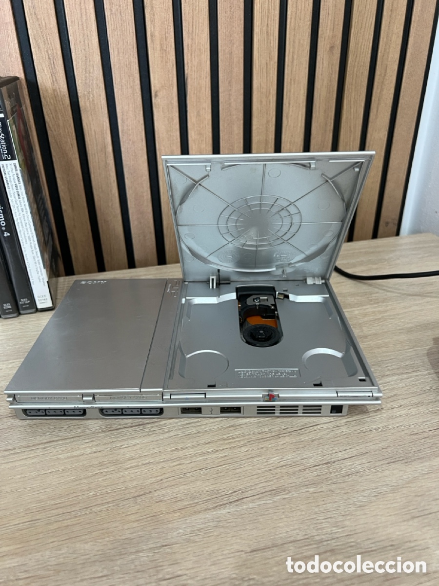 Videojuegos y consolas: Pack PlayStation 2 Slim Plata - Foto 2