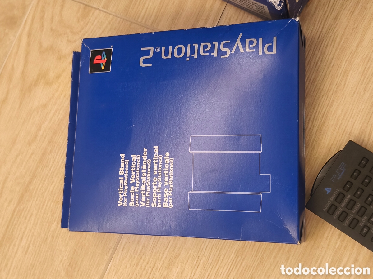 Videojuegos y consolas: Consola PS2 Con caja y complementos - Foto 4