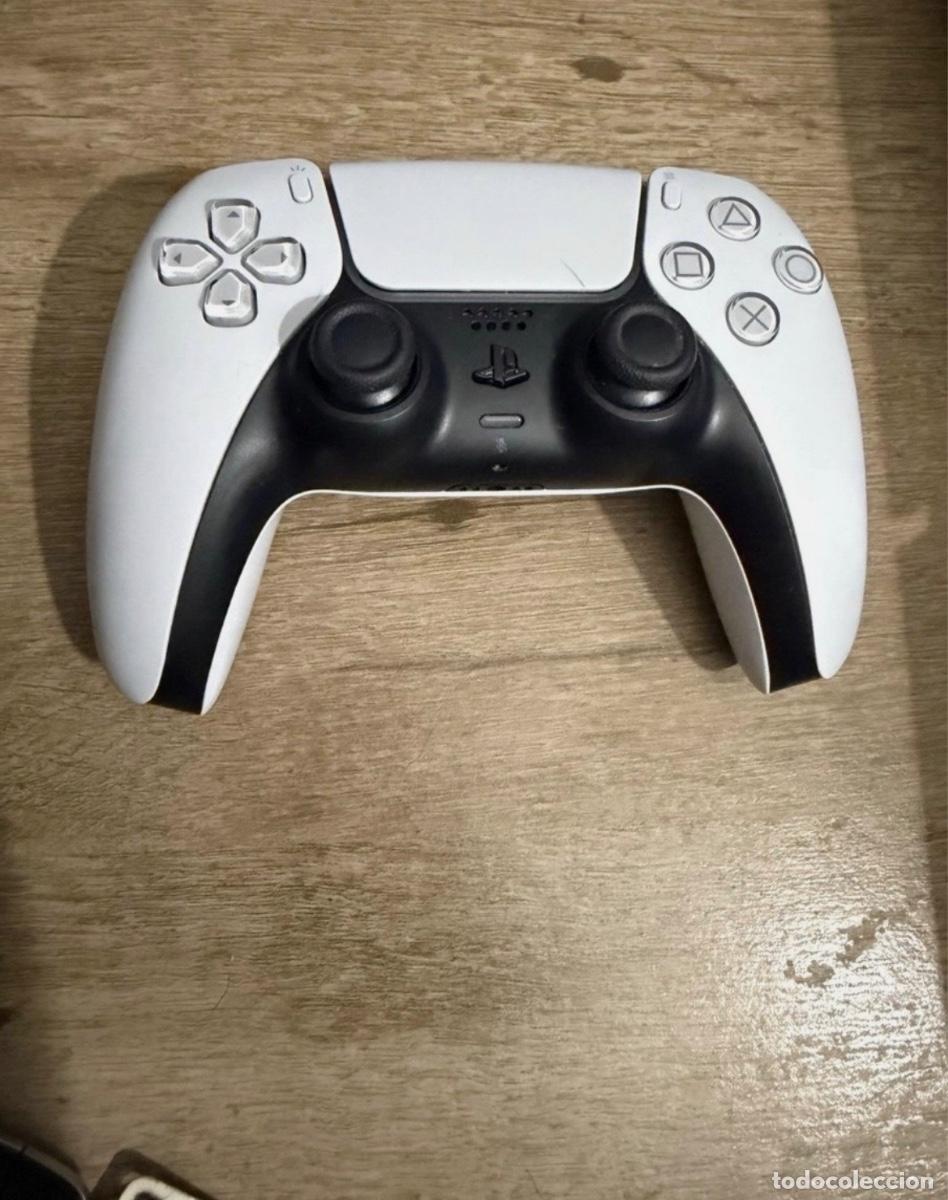 Videojuegos y consolas: PlayStation 5 con mando original - Foto 2