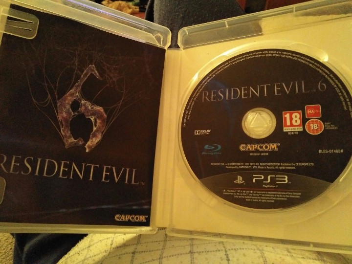 Videojuegos y consolas: Juego ps3 resident evil - Foto 2
