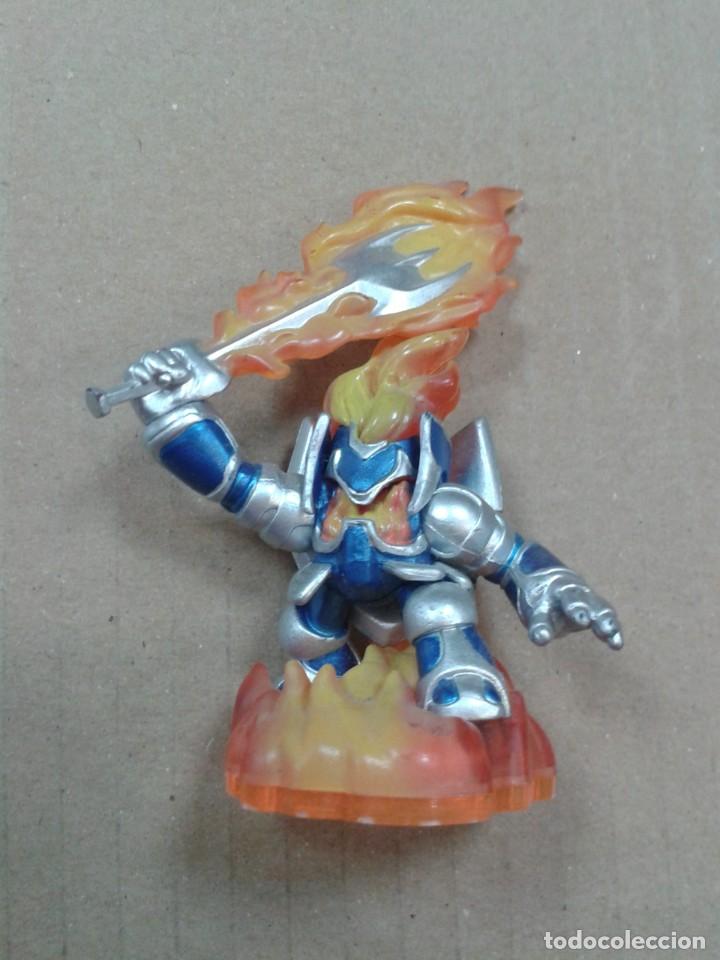 Videojuegos y consolas: Skylanders Ignitor Figure. - Foto 1
