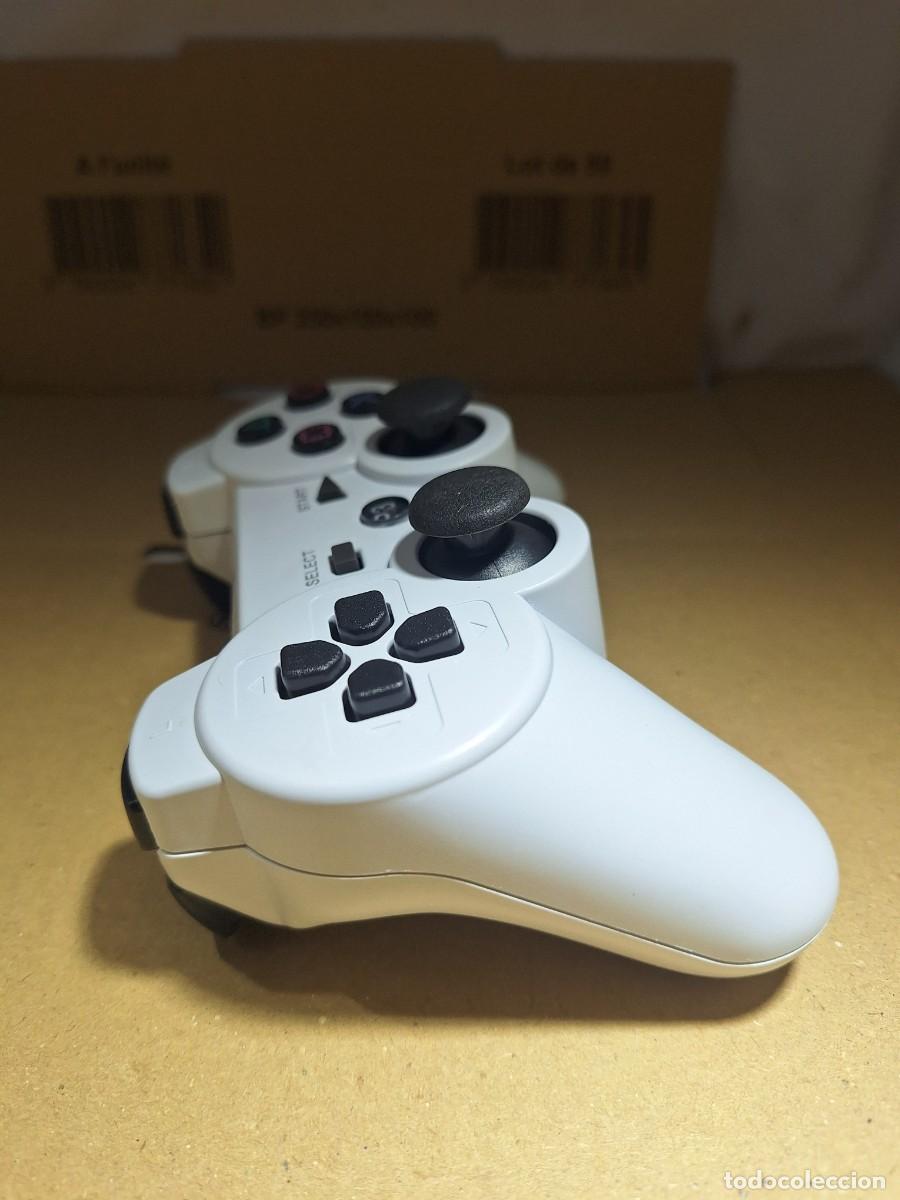 Videojuegos y consolas: Mando compatible PS3 inal&aacute;mbrico blanco - Foto 3