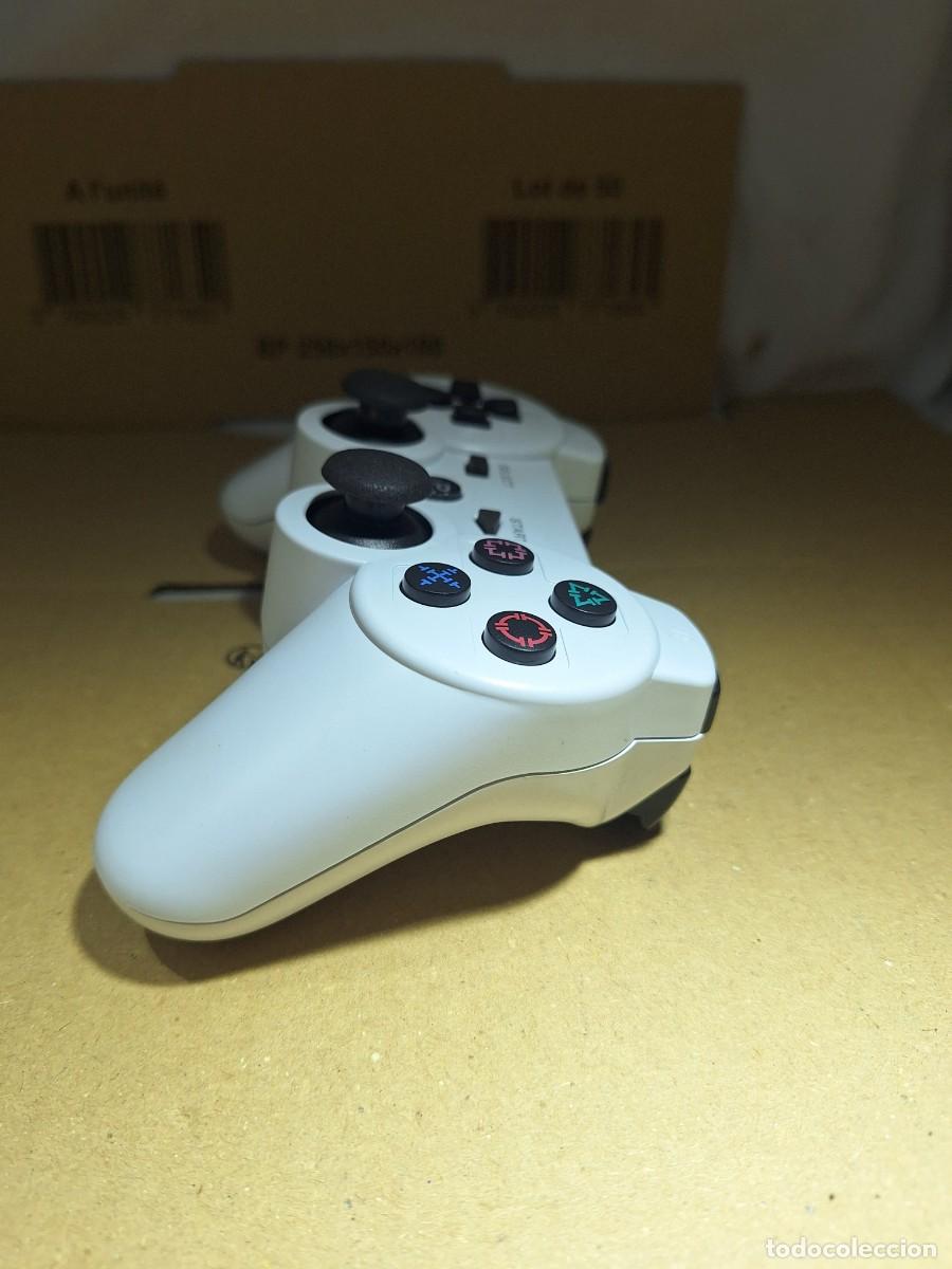 Videojuegos y consolas: Mando compatible PS3 inal&aacute;mbrico blanco - Foto 4