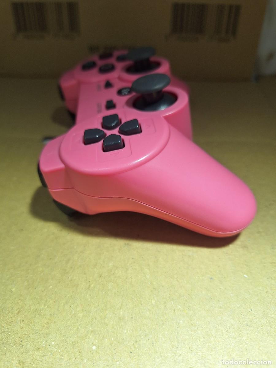 Videojuegos y consolas: Mando PS3 compatible nuevo rosa - Foto 4