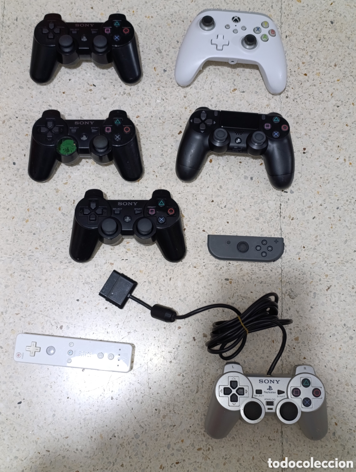 Jeux Vid&eacute;o et Consoles: Lote 8 mandos PS3, ps4 , Wii, joycon- PIEZAS