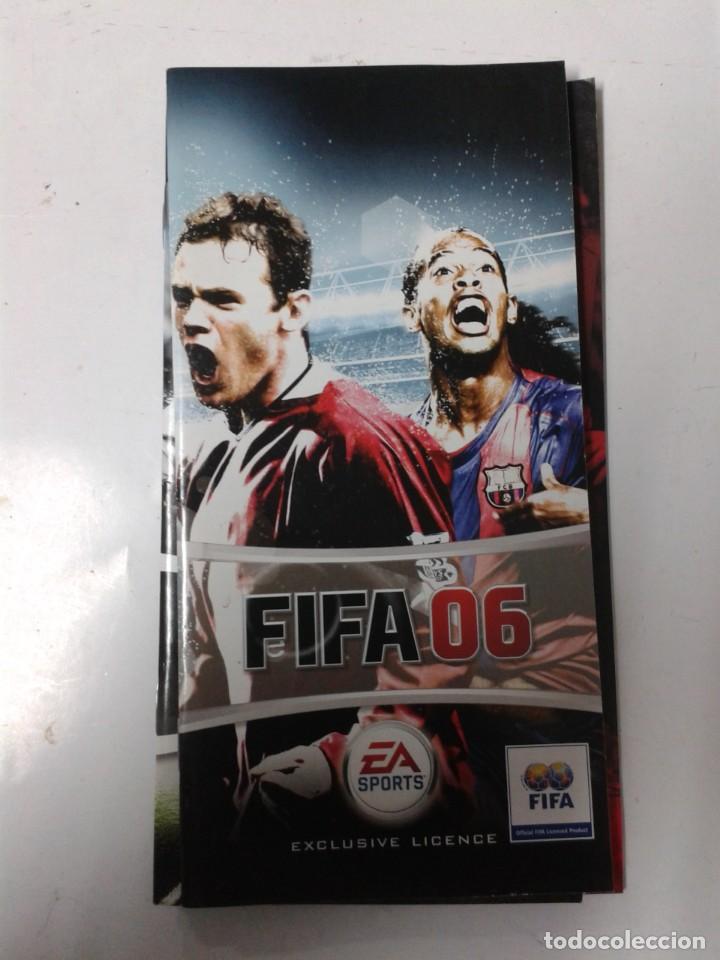 Videojuegos y consolas: FIFA 06 (SOLO MANUAL DE INSTRUCCIONES ) - Foto 1