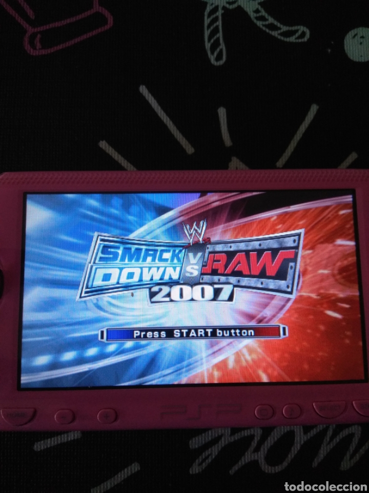 Videojuegos y consolas: Smackdown vs raw 2007. Sony Psp platinum - Foto 5