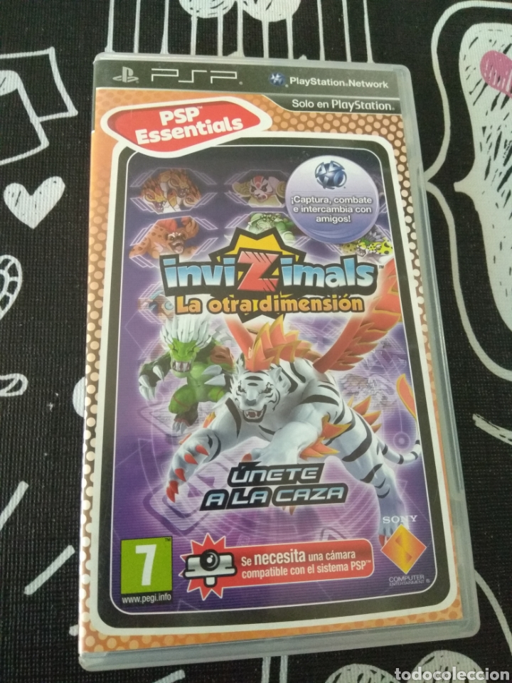 Videojuegos y consolas: Invizimals la otra dimensi&oacute;n. Sony psp essentials - Foto 1