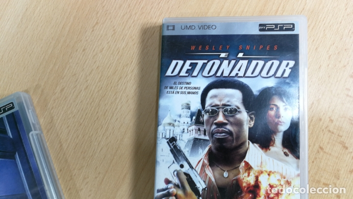 Videojuegos y consolas: LOTE DE PEL&Iacute;CULAS PARA PSP - Foto 4