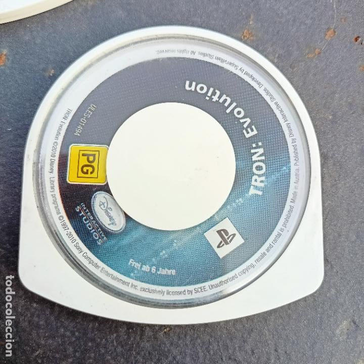 Videojuegos y consolas: Tron Evolution PSP - Foto 1