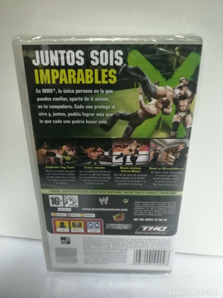 Videojuegos y consolas: PSP SMACKDOWN VS RAW 2009 NUEVO/PRECINTADO - Foto 2