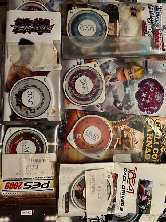Videojuegos y consolas: Lote psp - Foto 4