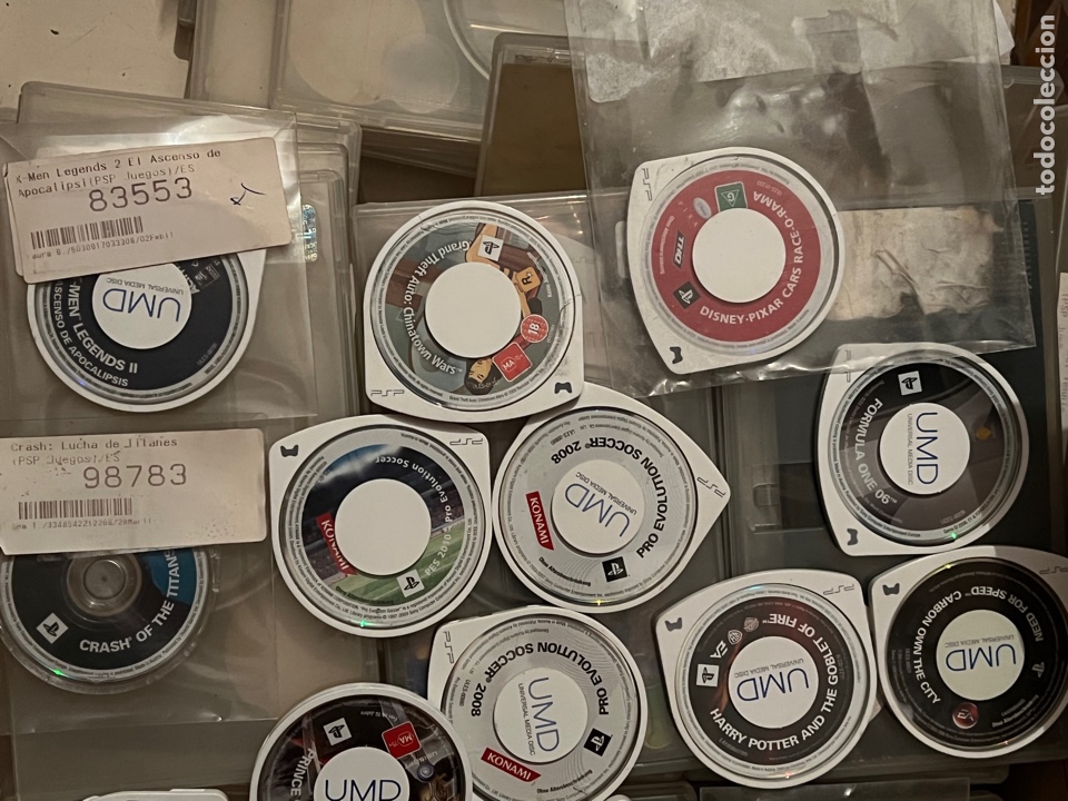 Videojuegos y consolas: Lote psp - Foto 9