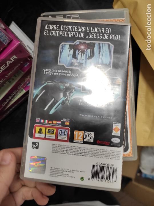 Videojuegos y consolas: TRON EVOLUTION PLAYSTATION PSP PAL ESPA&Ntilde;A - Foto 3