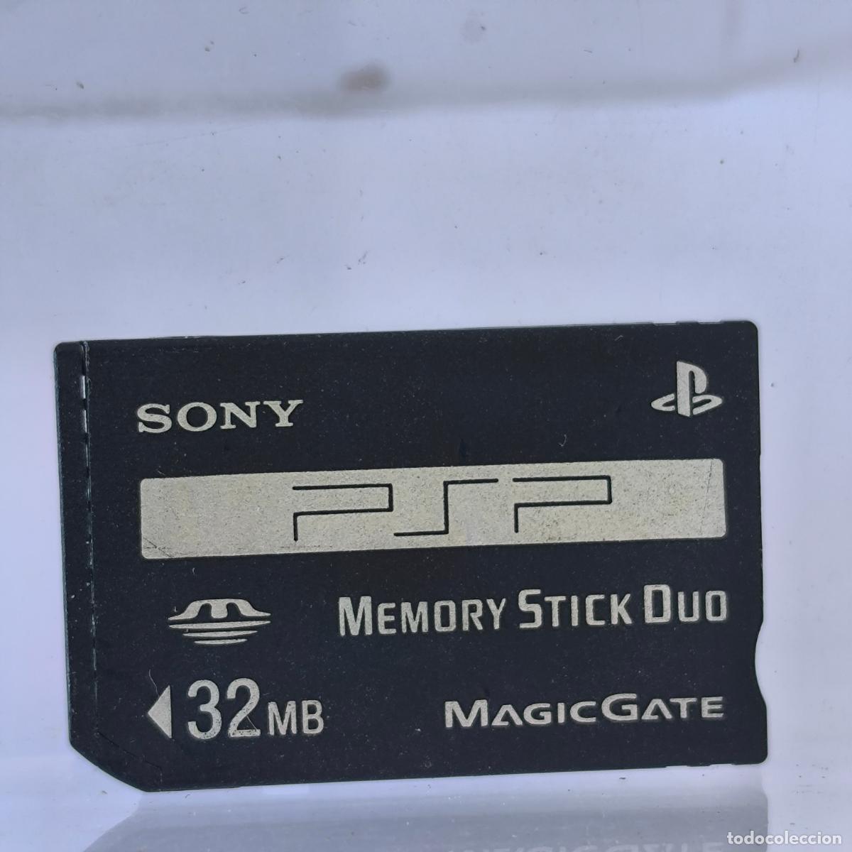 Videojuegos y consolas: tarjeta Sony PSP memory stick d&uacute;o 32 MB MagicGate) - Foto 1