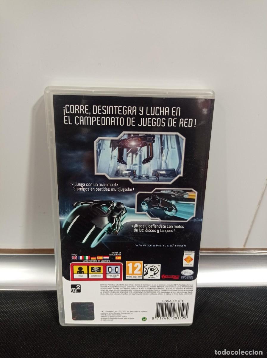 Videojuegos y consolas: JUEGO DISCO UMD SONY PSP: DISNEY&acute;S TRON EVOLUTION - Foto 2