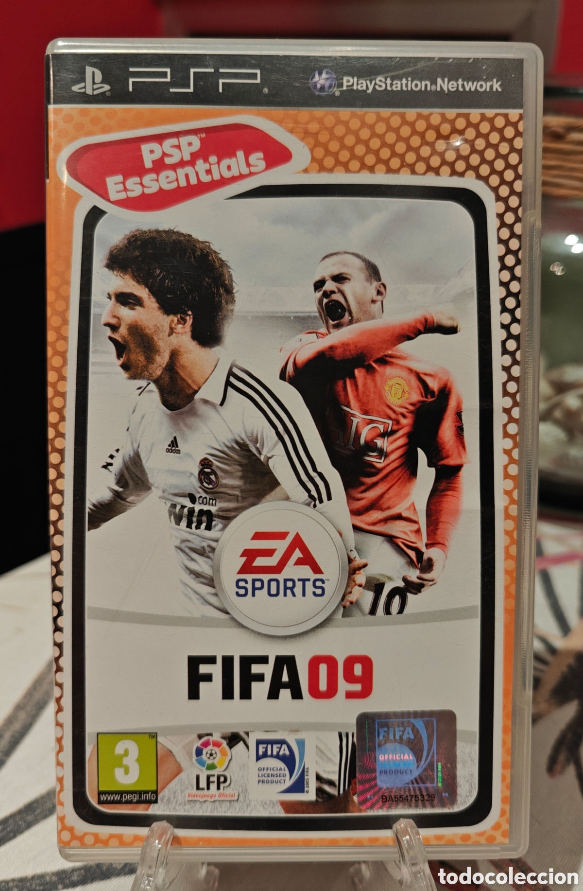 Videojuegos y consolas: FIFA 09 Essentials para PSP - Foto 1