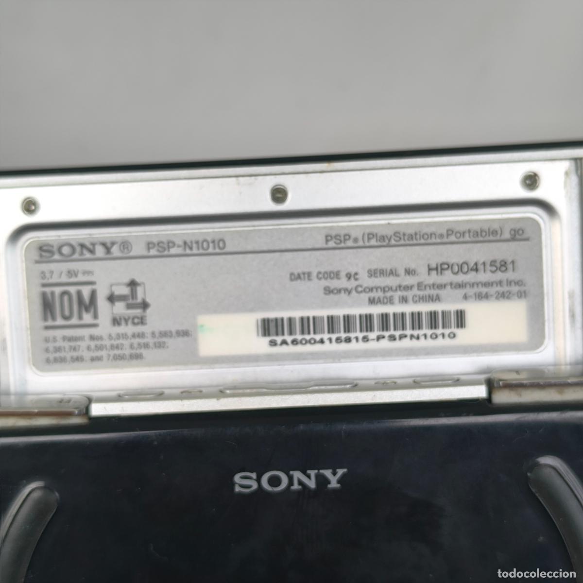 Videojuegos y consolas: PSP GO NEGRA MODEL-N1010 funcionando correctamente - Foto 6