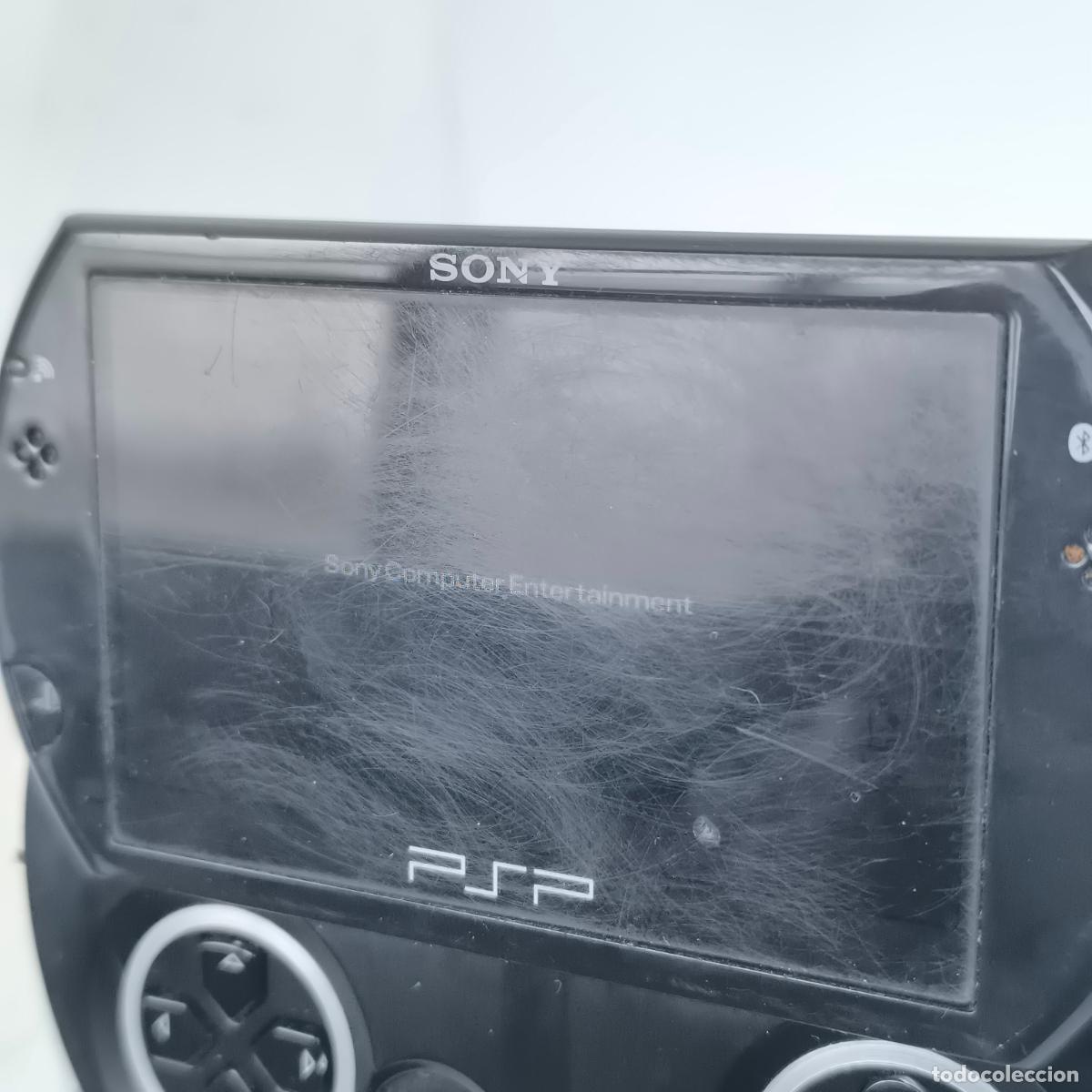 Videojuegos y consolas: PSP GO NEGRA MODEL-N1010 funcionando correctamente - Foto 9