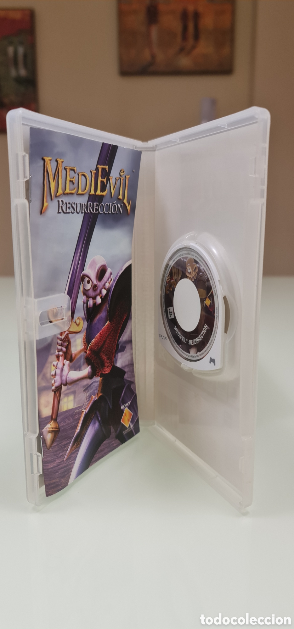 Videojuegos y consolas: Medievil Resurrection PSP PAL Espa&ntilde;a - Foto 4