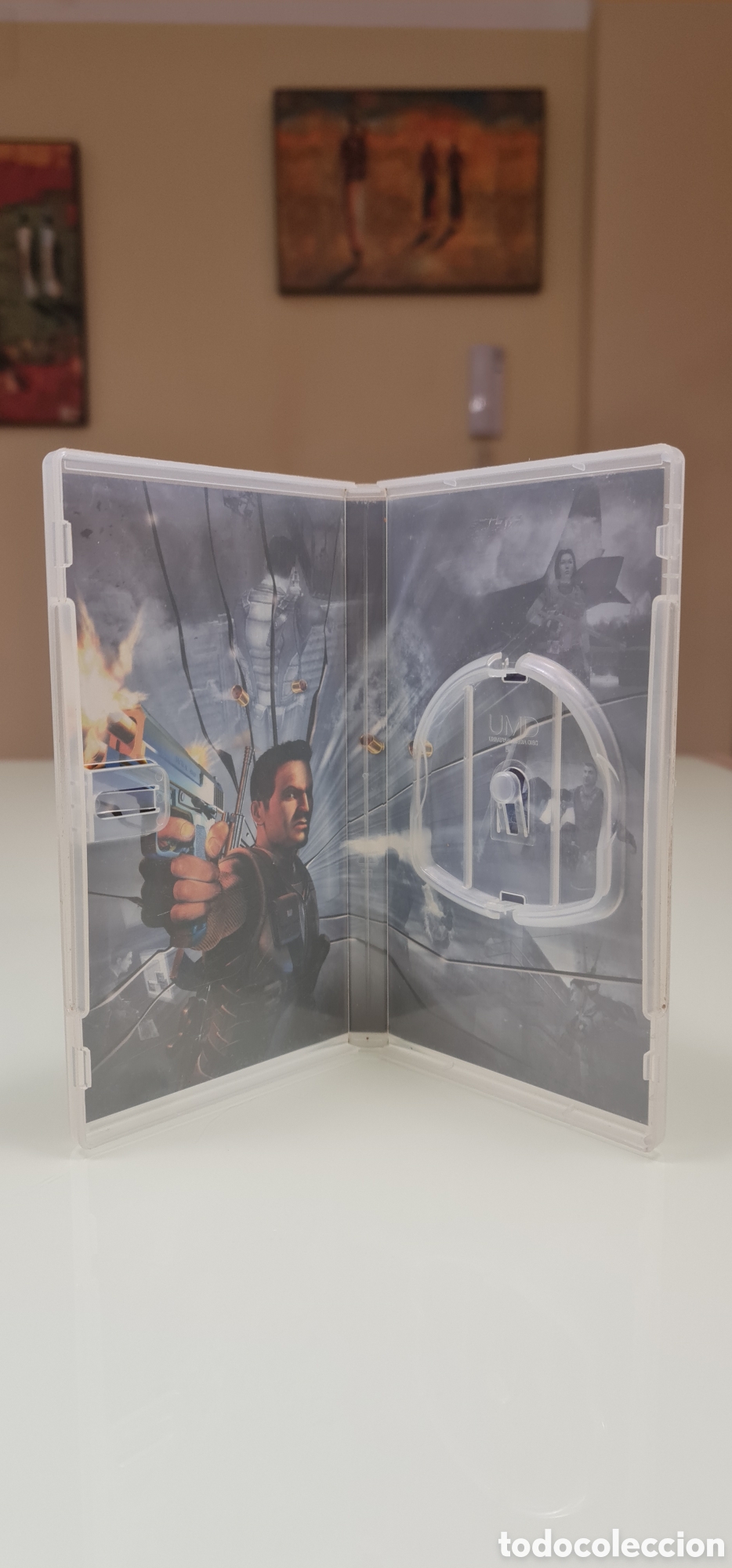 Videojuegos y consolas: Syphon Filter Dark Mirror PSP Pal Espa&ntilde;a - Foto 5