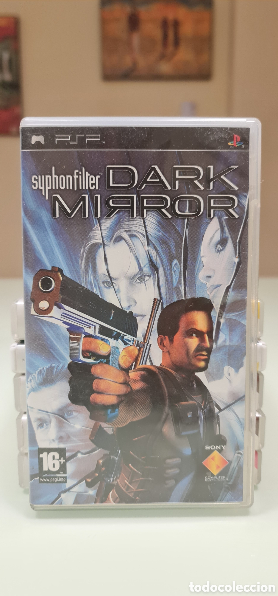 Videojuegos y consolas: Syphon Filter Dark Mirror PSP Pal Espa&ntilde;a - Foto 1