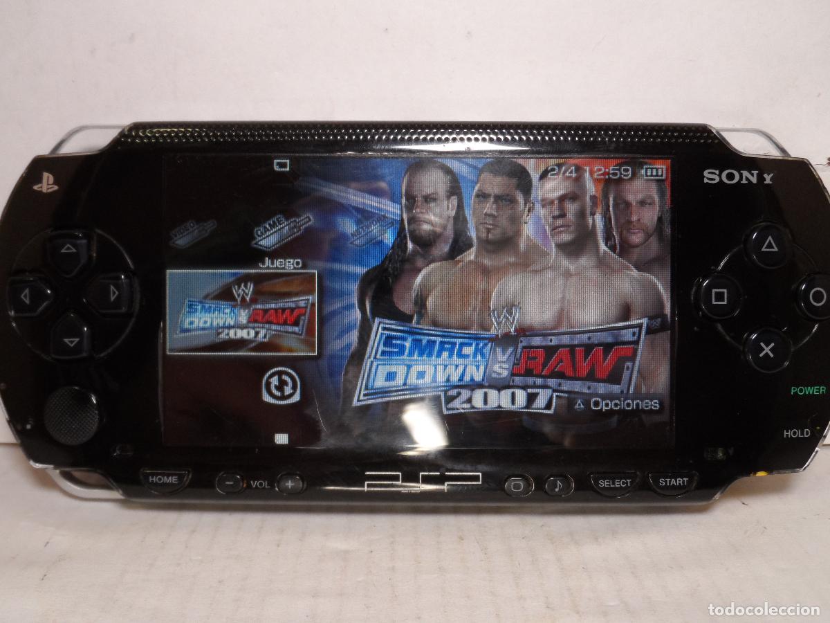 Videojuegos y Consolas: CONSOLA SONY PSP 1004 - CARGADOR, MEMORIA Y JUEGO SMACKDOWN 2007