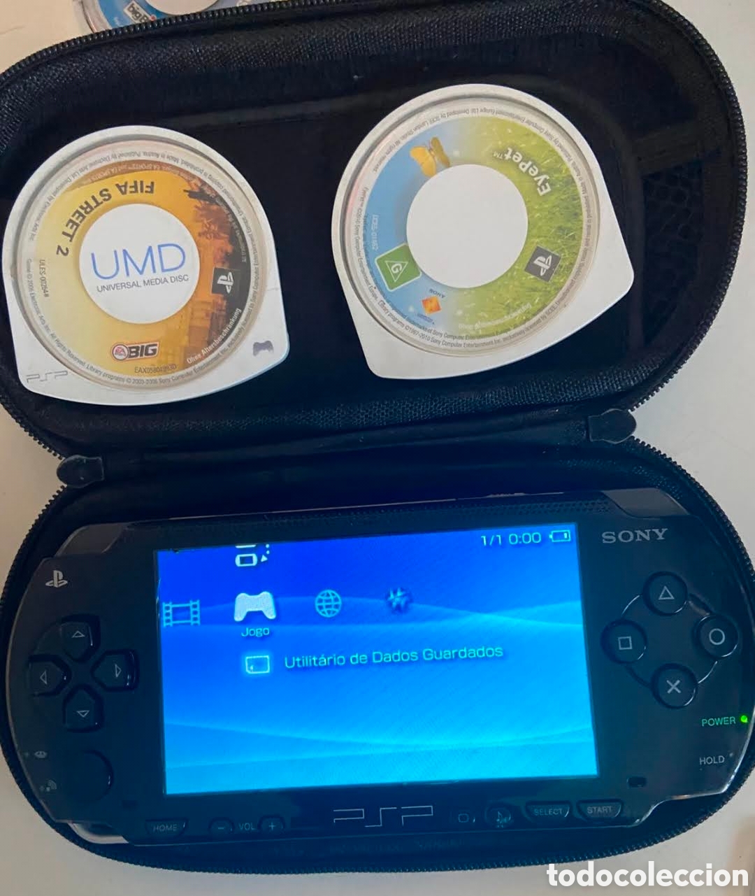 Videojuegos y Consolas: PSP 1004 + 5 juegos en buen estado OPORTUNIDAD