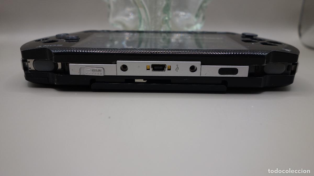 Videojuegos y consolas: CONSOLA SONY PSP-1004 - Foto 3
