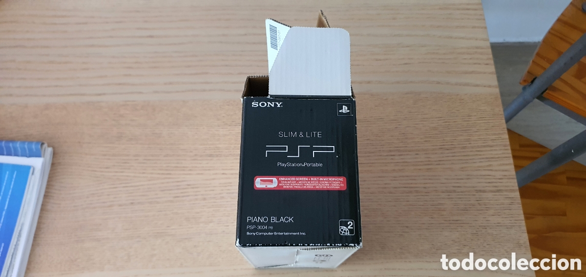 Videojuegos y consolas: Caja PSP 3004 completa - Foto 2